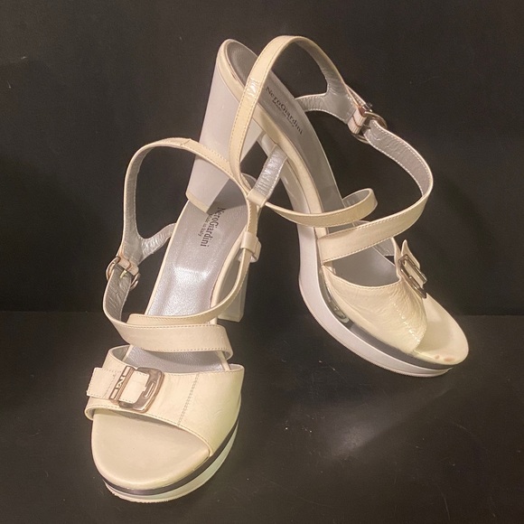 NeroGiardini White Patent Leather Platform High Heel Sandals sz 38/7.5 Italy